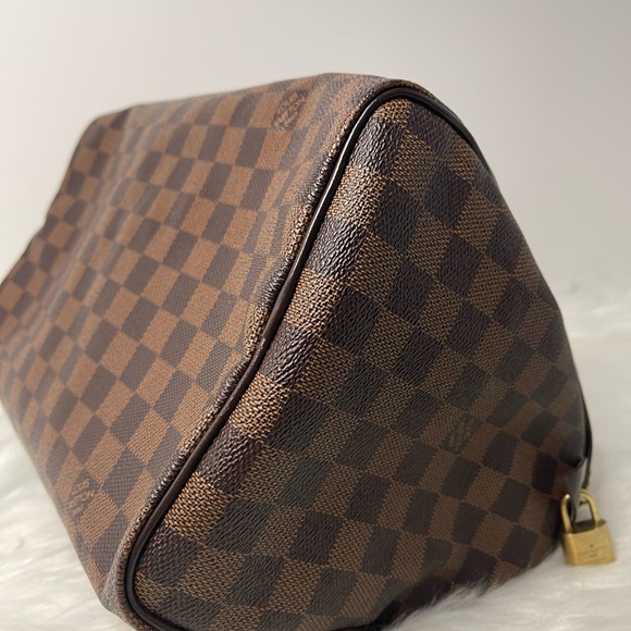 Authentic Louis Vuitton Speedy 30 Damier Ebene - Picture 9 of 17